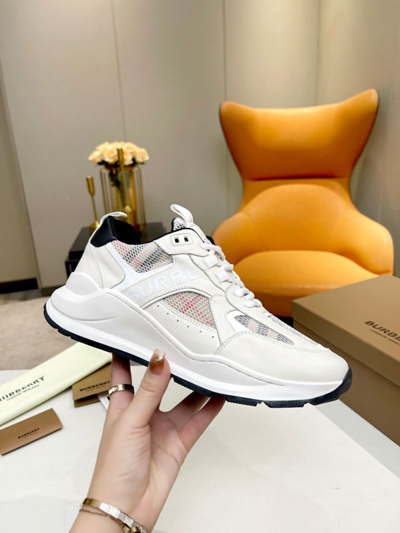 Burberry Low Shoes